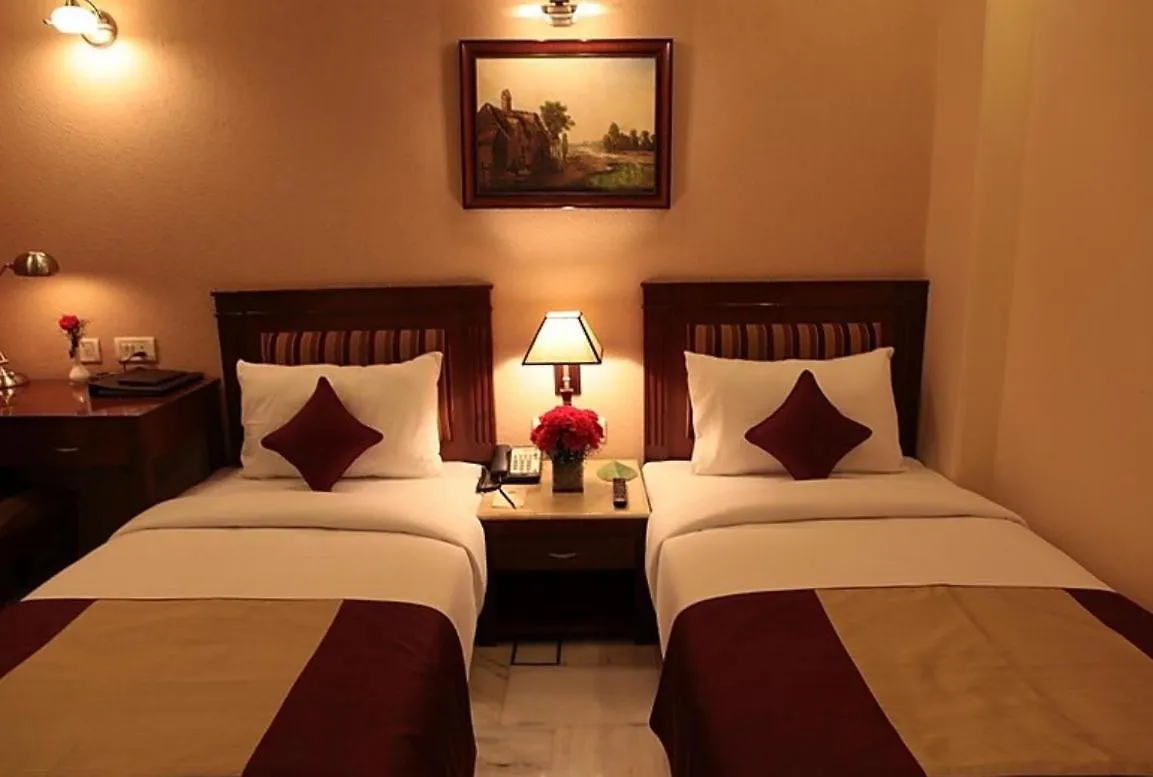 ****  Hotel Florence Inn, Karol Bagh, New Delhi, 2 Min From Metro India