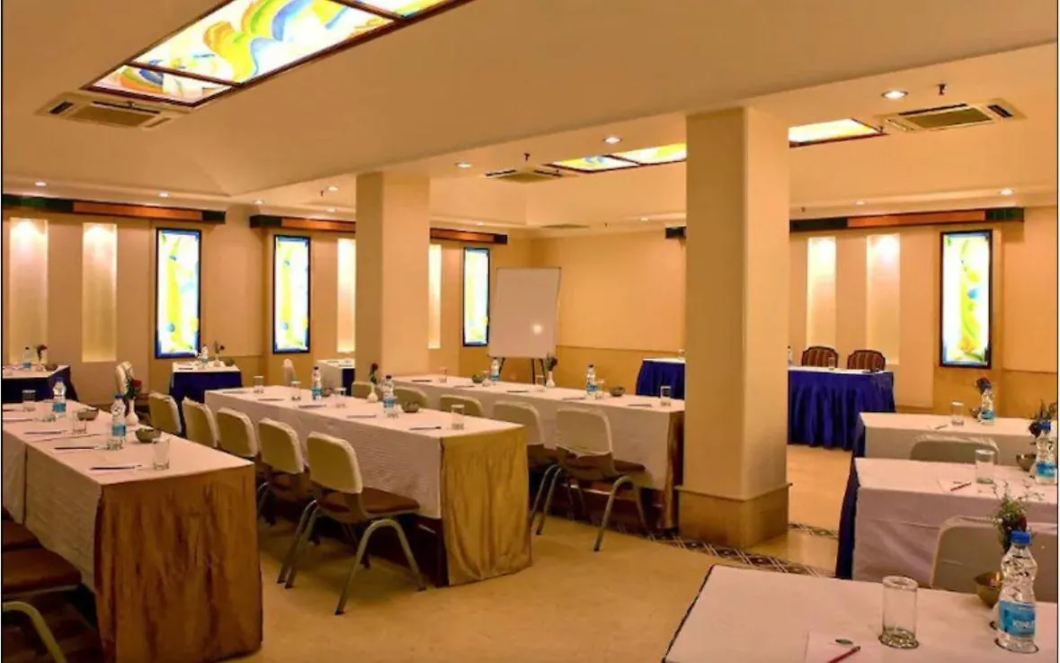 Hotel Florence Inn, Karol Bagh, New Delhi, 2 Min From Metro 4*, Delhi (National Capital Territory of India)