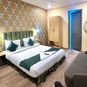 Hotel Nidra Dwarka Near Yashobhoomi Convention Centre