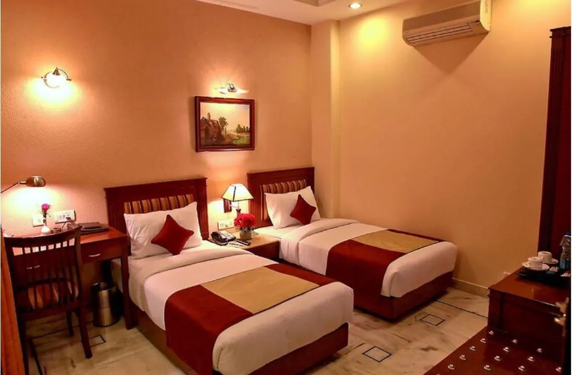 Hotel Florence Inn, Karol Bagh, New Delhi, 2 Min From Metro