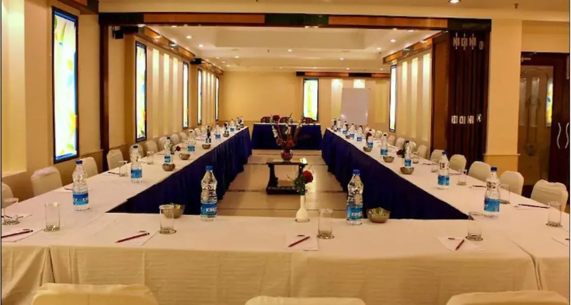 Hotel Florence Inn, Karol Bagh, New Delhi, 2 Min From Metro