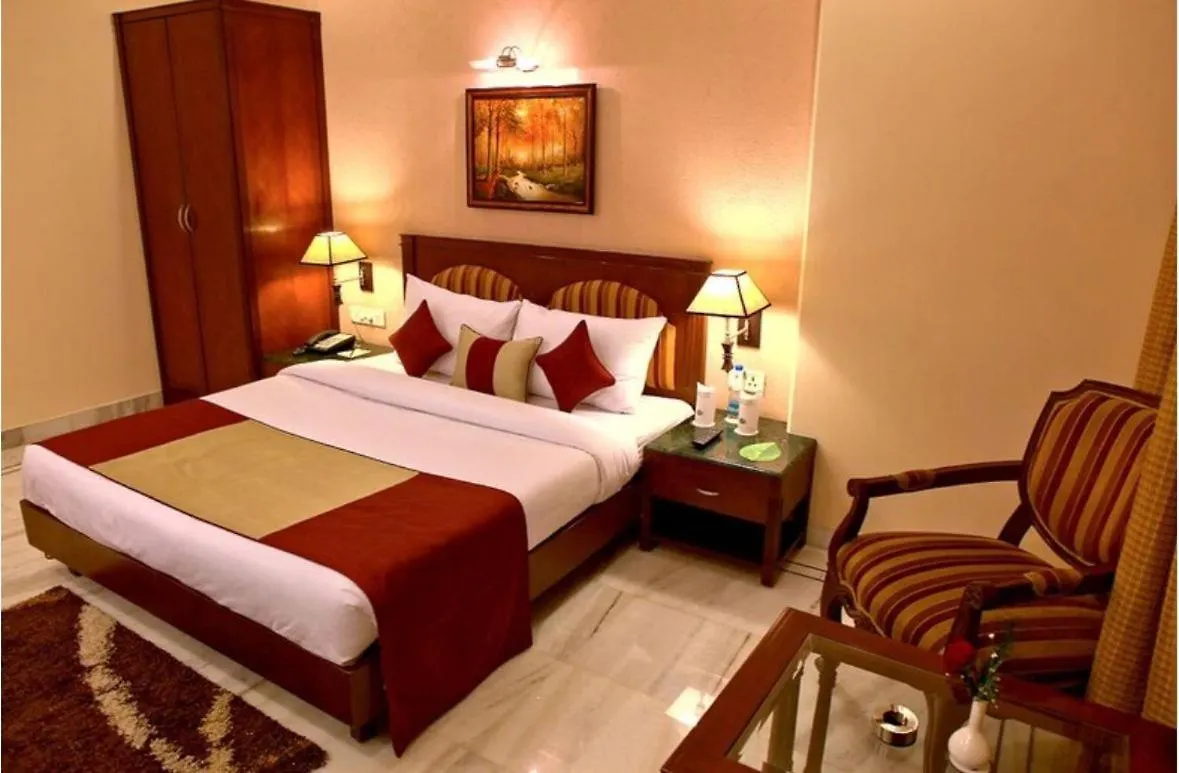 Hotel Florence Inn, Karol Bagh, New Delhi, 2 Min From Metro