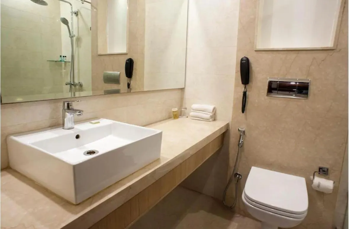 Hotel Florence Inn, Karol Bagh, New Delhi, 2 Min From Metro Delhi (National Capital Territory of India)